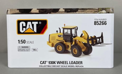 Diecast Masters High Line Series Caterpillar 930K Wheel Loader