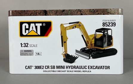 Diecast Masters High Line Series Caterpillar Mini Hydraulic Excavator