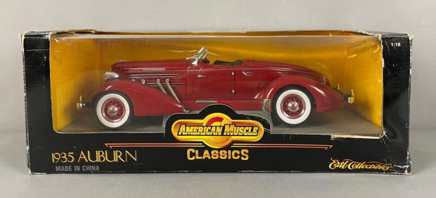 Ertl American Muscle Classics 1935 Auburn 85I Speedster Die-Cast Car
