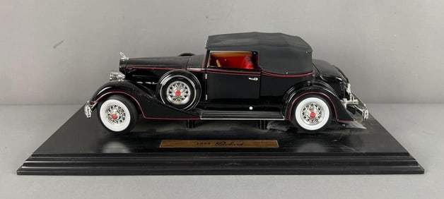Anson 1934 Packard Die-Cast Car