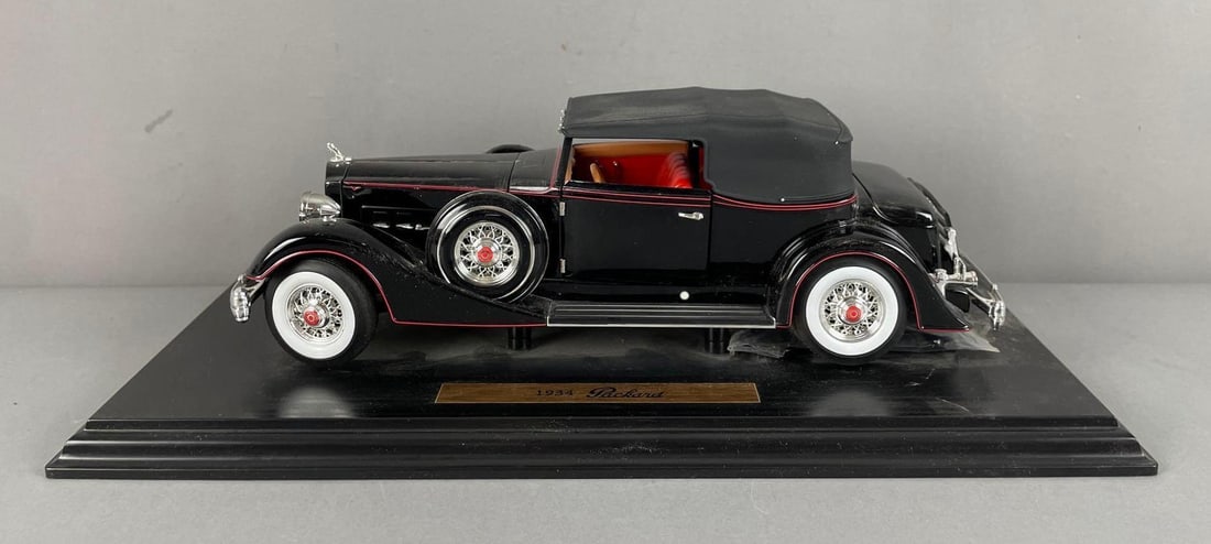 Anson 1934 Packard Die-Cast Car (1 of 3)