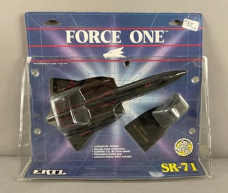 Ertl Force some SR-71 Blackbird Die-Cast USAF Jet