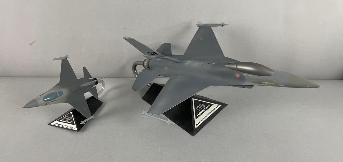 Group of 2 General Dynamics F-16 Fighter Jets: Largest measures 6 1/2" x 9 3/4" x 15 3/4"