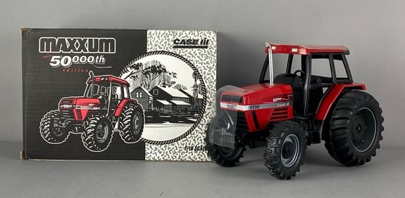 ERTL Case Maxxim 50000th Edition 5250 Tractor