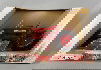 ERTL Tractors of the Past McCormick Farmall 350 Die-Cast Tractor