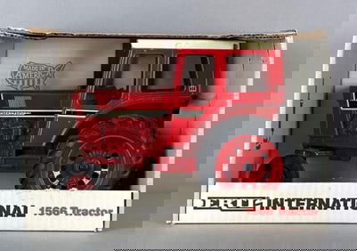ERTL International 1566 Die-Cast Tractor