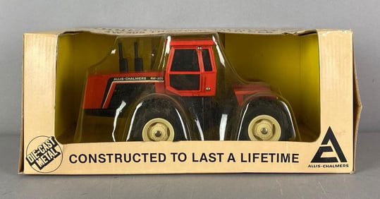 ERTL Allis-Chalmers 4W-305 Tractor With Cab