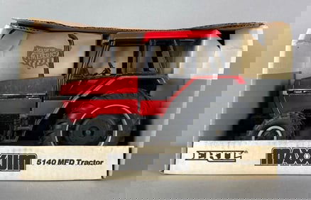 ERTL Case International Maxxim 5150 MFD Tractor