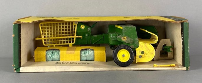 ERTL John Deer Blueprint Die-Cast Baler