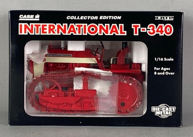 ERTL Case International T-350 Tracked Tractor