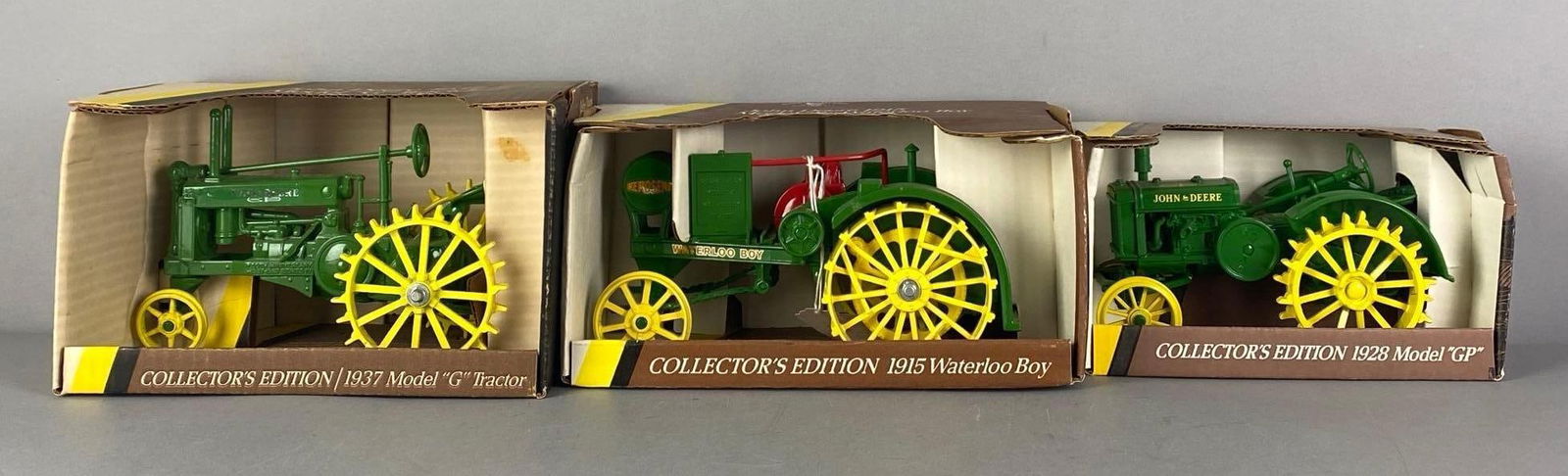 Group of 3 ERTL John Deere Die-Cast Tractors (1 of 3)