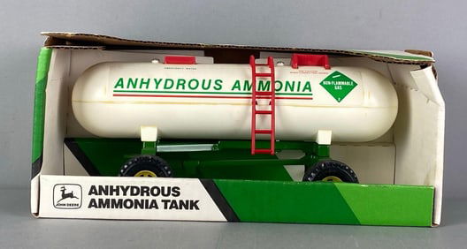 ERTL John Deere Anhydrous Ammonia Tank