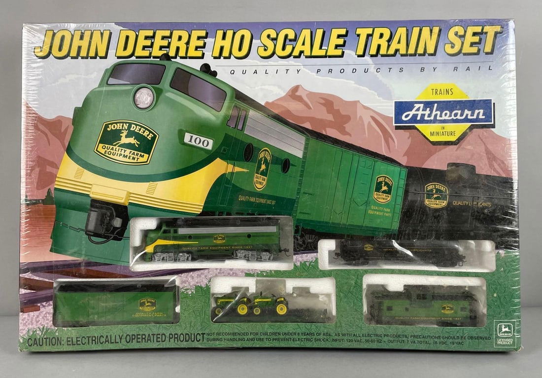Athearn HO Scale John Deere Train Set (1 of 2)