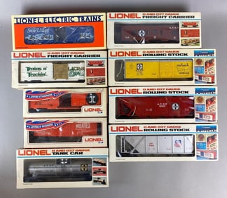 Group of 9 Lionel O Scale Train Cars