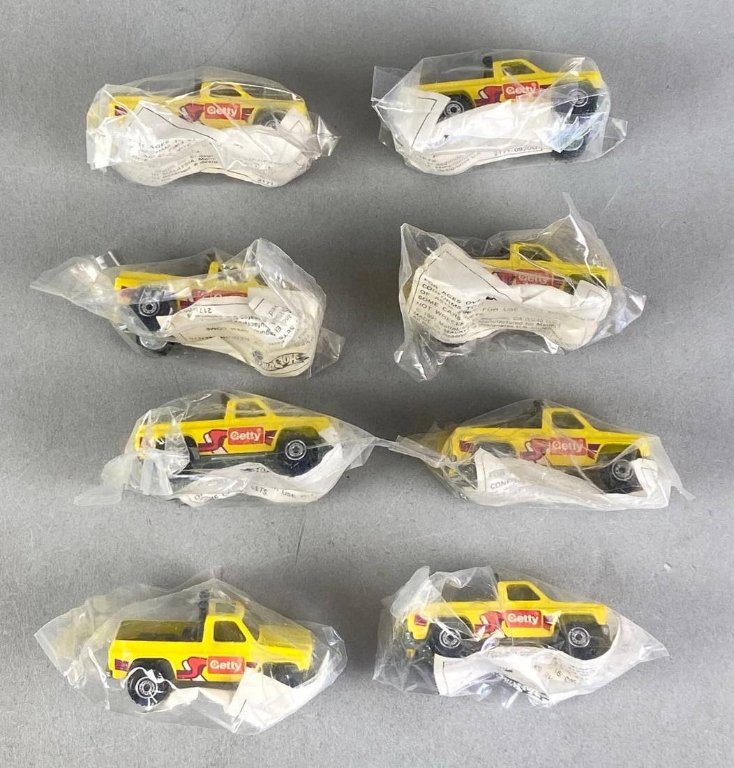 Group of 8 1991 Mattel Hot Wheels Bywayman Getty Pickup (1 of 3)