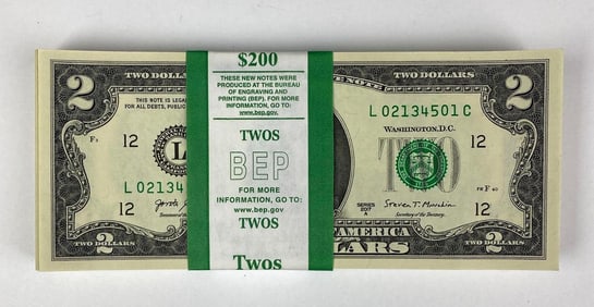 Group of 100 2017 A US Mint $2 Consecutive Serial Numbered Bills