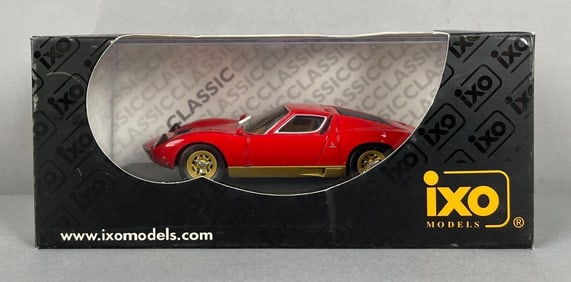 IXO Models 1972 Lamborghini Miura P400 Die-Cast Car