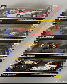 Group of Maisto Design Die-Cast Vehicle Sets