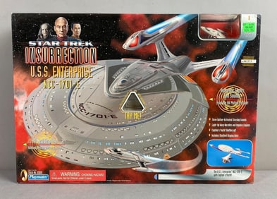 1998 Playmates Star Trek Insurrection U.S.S. Enterprise NCC- 1701- E