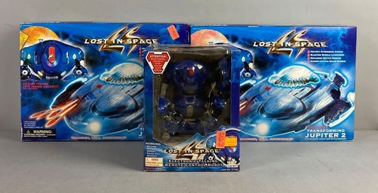 Group of 3 1990’s Lost In Space Ships and More