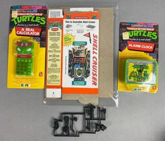 Group of 3 1989/1990 Teenage Mutant Ninja Turtles Toys