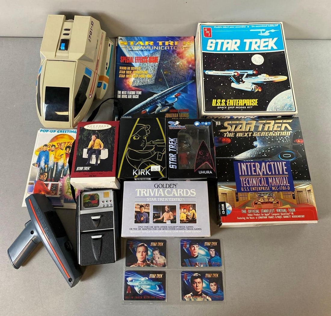 Group of 12 Star Trek Theme Toys and Accessories (1 of 3)