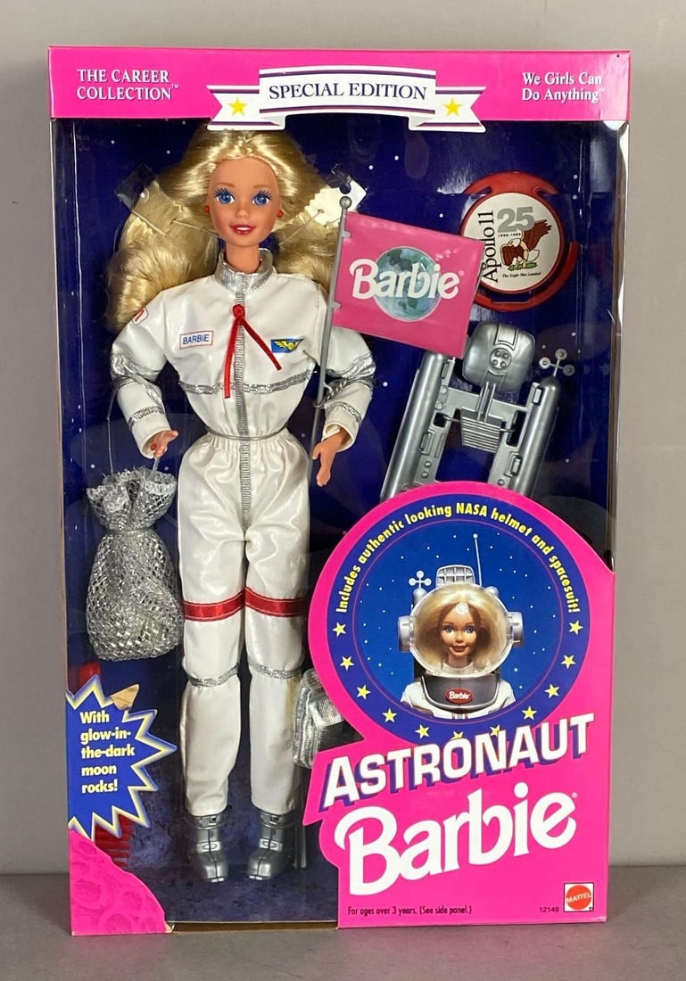 1994 Mattel Barbie Astronaut Fashion Doll (1 of 2)