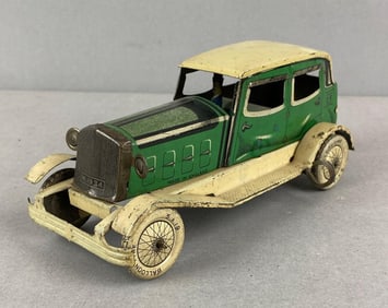 Vintage Wells O London Tin Litho Wind Up Toy Car