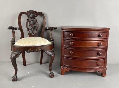 Group of 2 Vintage Wood Doll Furniture