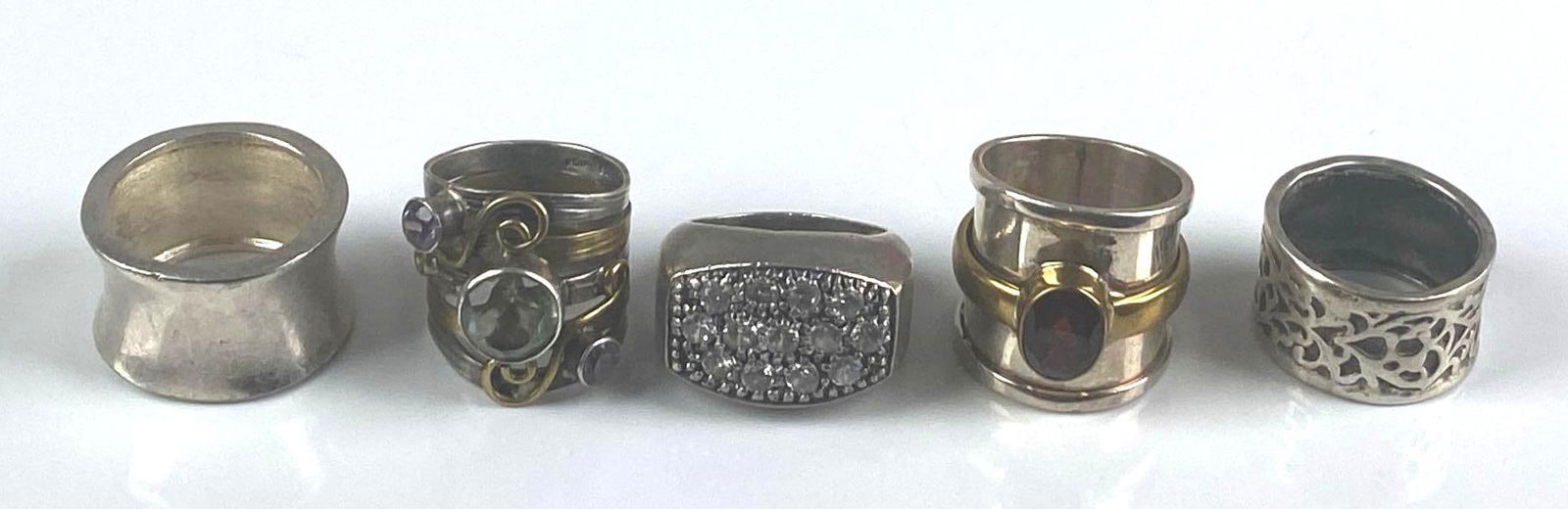 Group of 5 Assorted Sterling Silver Rings (1 of 3)