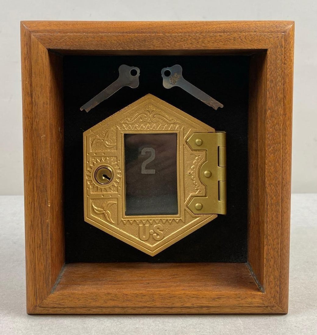 US Postal Door Plaque with Keys (1 of 2)