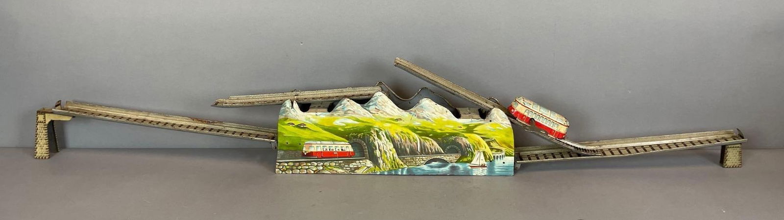 Vintage technofix Mountain Express Tin Litho Wind-Up Toy: Working condition with key, measures 43 1/2" long