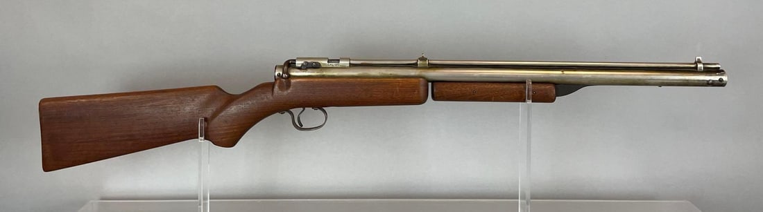 1950s Benjamin Franklin .177 Cal. Pump Action Pellet Rifle: Seal is broken, pump sags away from barrel, barrel measures 19"