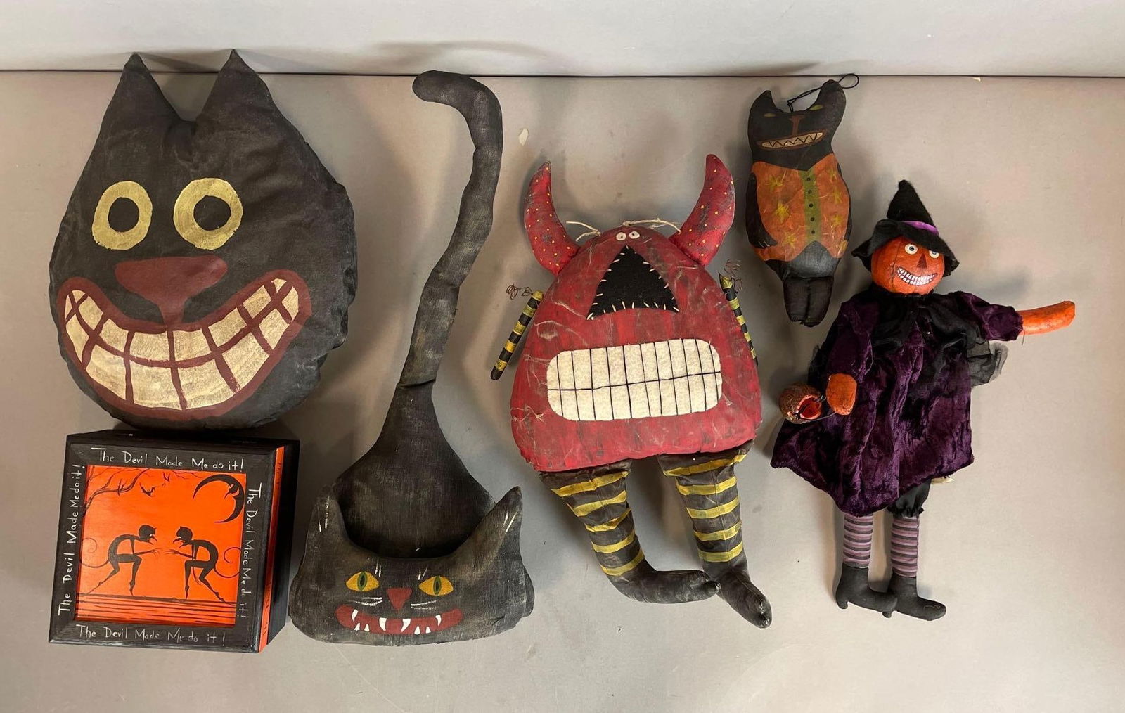 Group of Folk Art Halloween Decorations (1 of 3)
