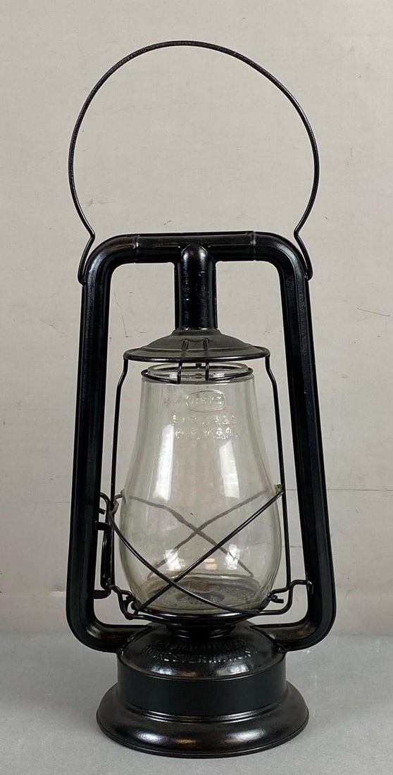 Antique No. 0 Clippers Kerosene Oil Lantern (1 of 2)