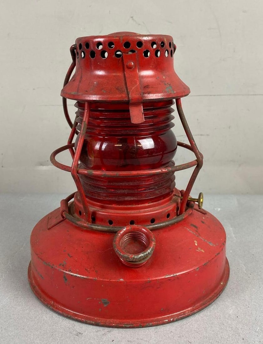 Vintage Handlan Kerosene Oil Lantern (1 of 4)