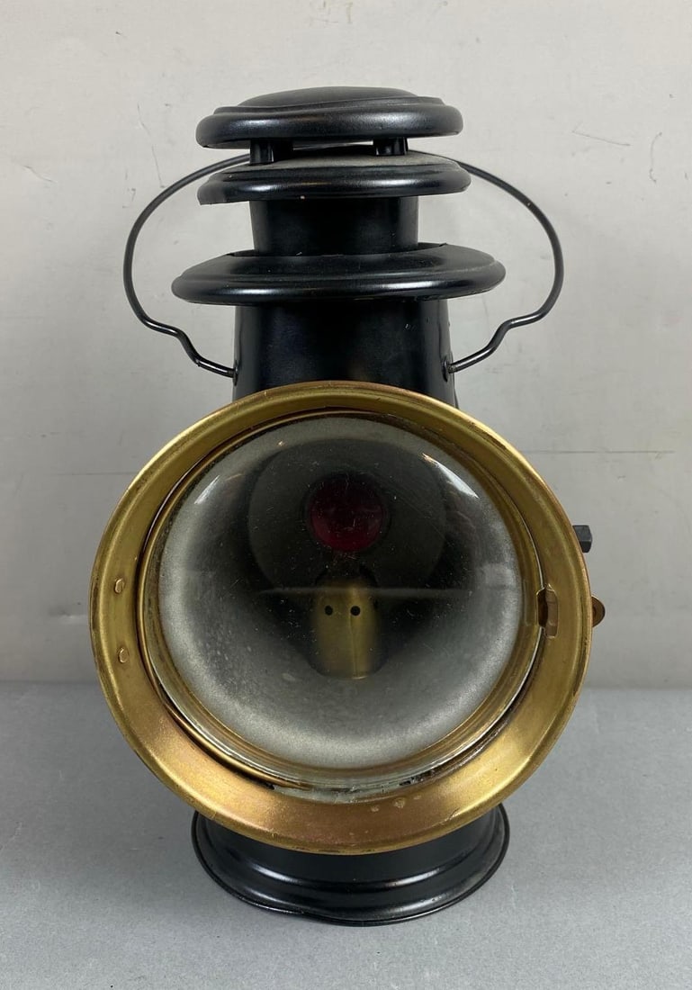 Reproduction Dietz Union Driving Kerosene Oil Lantern (1 of 3)