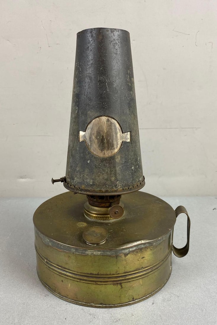 Antique Chicken Brooder Heat Kerosene Oil Lamp (1 of 3)