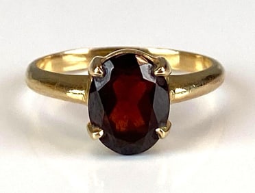Signed 14K Yellow Gold Garnet Solitaire Ring