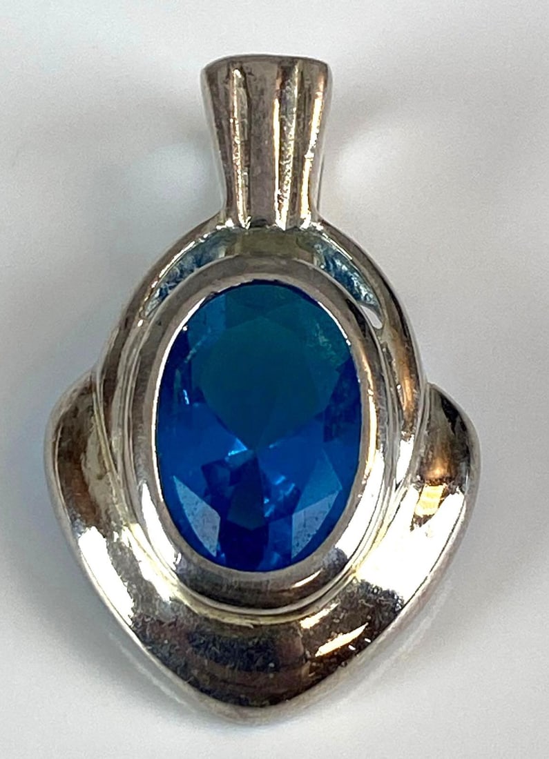 Sterling Silver CZ Pendant (1 of 2)