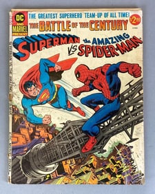 DC / Marvel Superman Vs The Amazing Spider-Man Giant Sized Comic Book