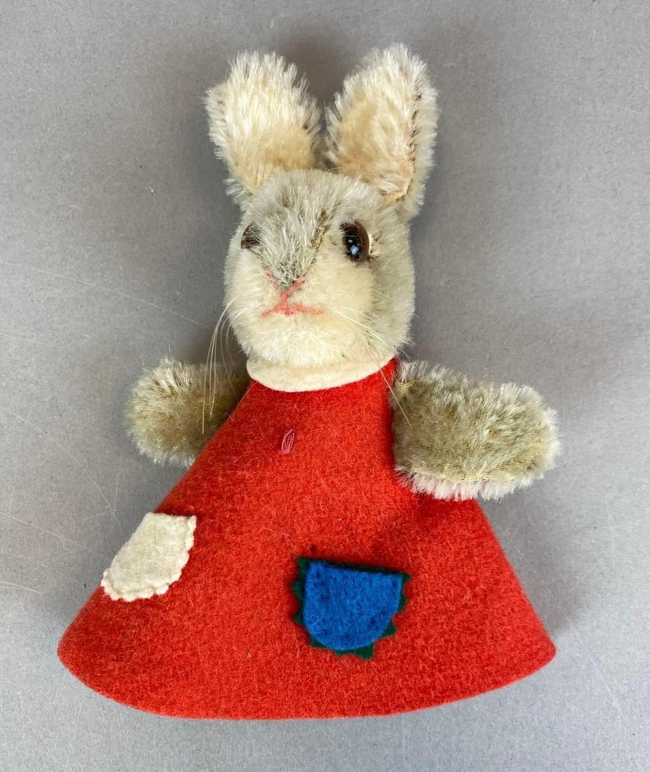 Vintage Steiff Nightcap Gift Egg Cozy Bunny: Missing original tag, Measures 7” H x 5” W