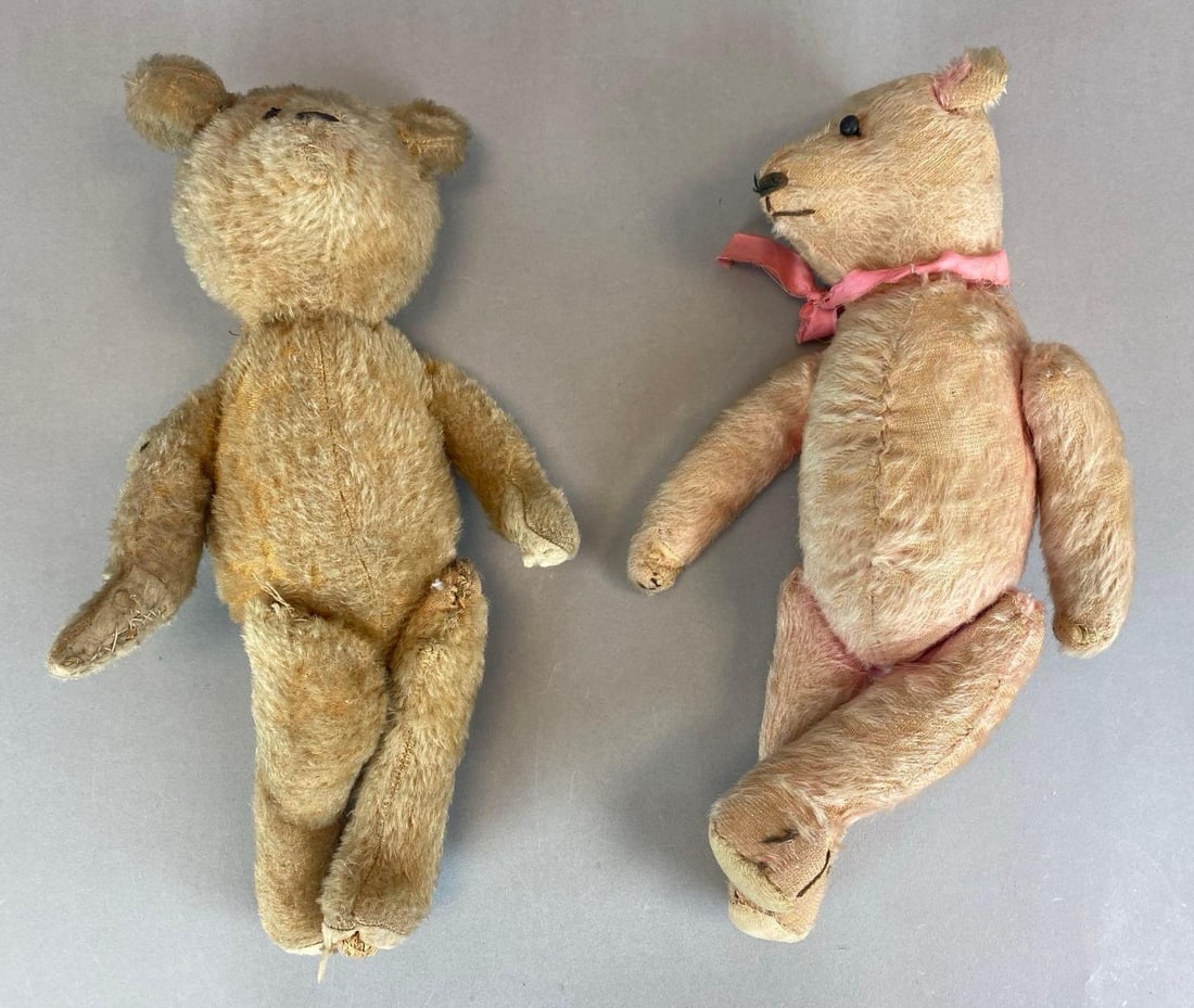 Group of 2 Antique Teddy Bears: missing fur shown, largest measures 15” H