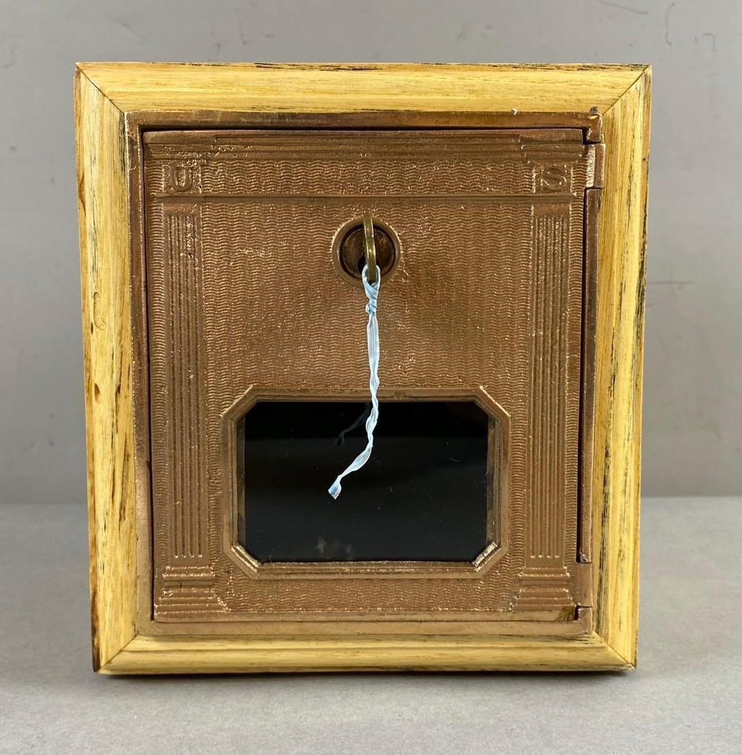 Vintage US Postal Bank Door Coin Box (1 of 3)