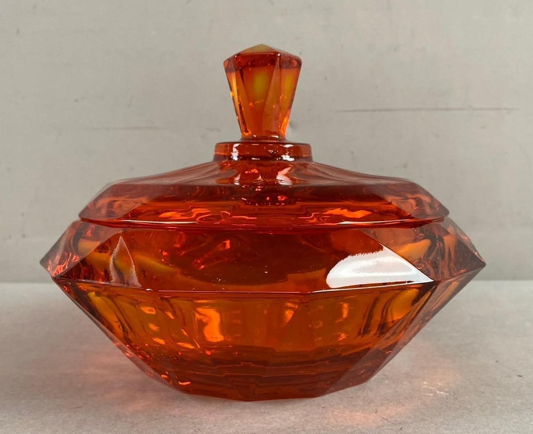 Vintage Viking Art Glass Diamond Point Candy Dish (1 of 3)