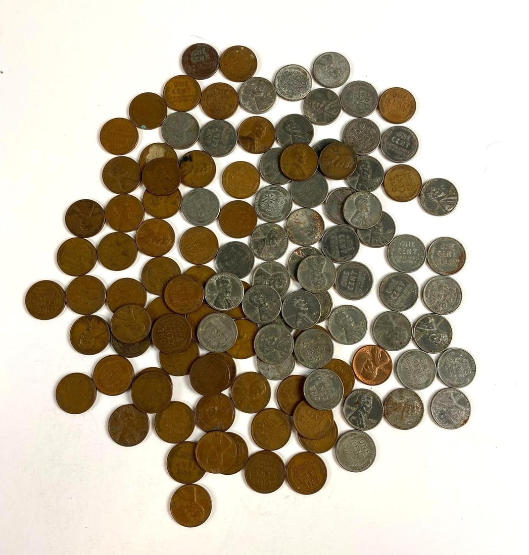 Group of 113 Lincoln Wheat Pennies (1 of 2)