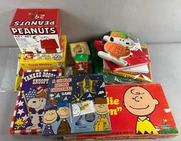 Group of Assorted Peanuts Snoopy Themed Items