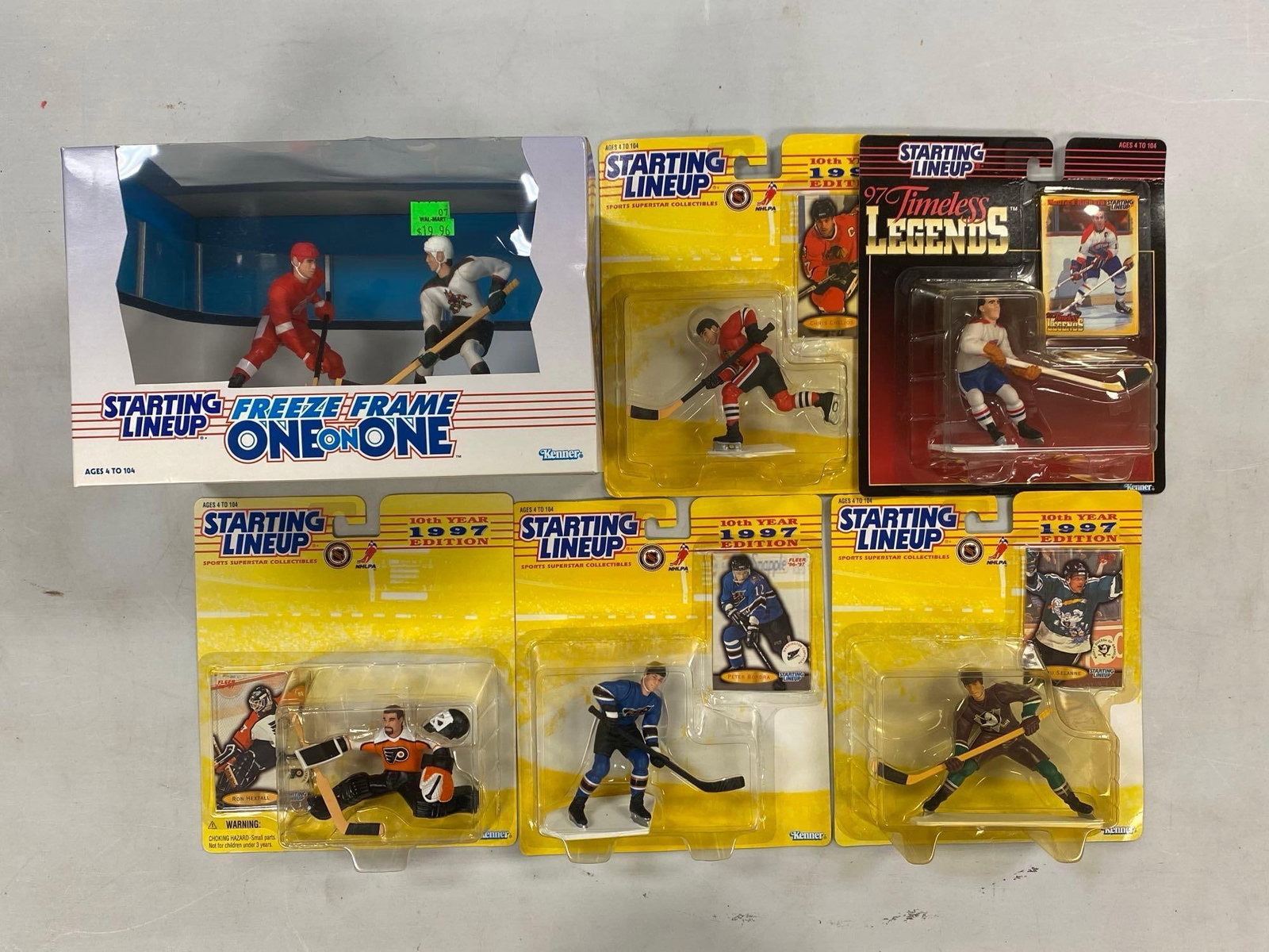 Group of 1990s Kenner Starting Lineup Hockey Figurines (1 of 3)