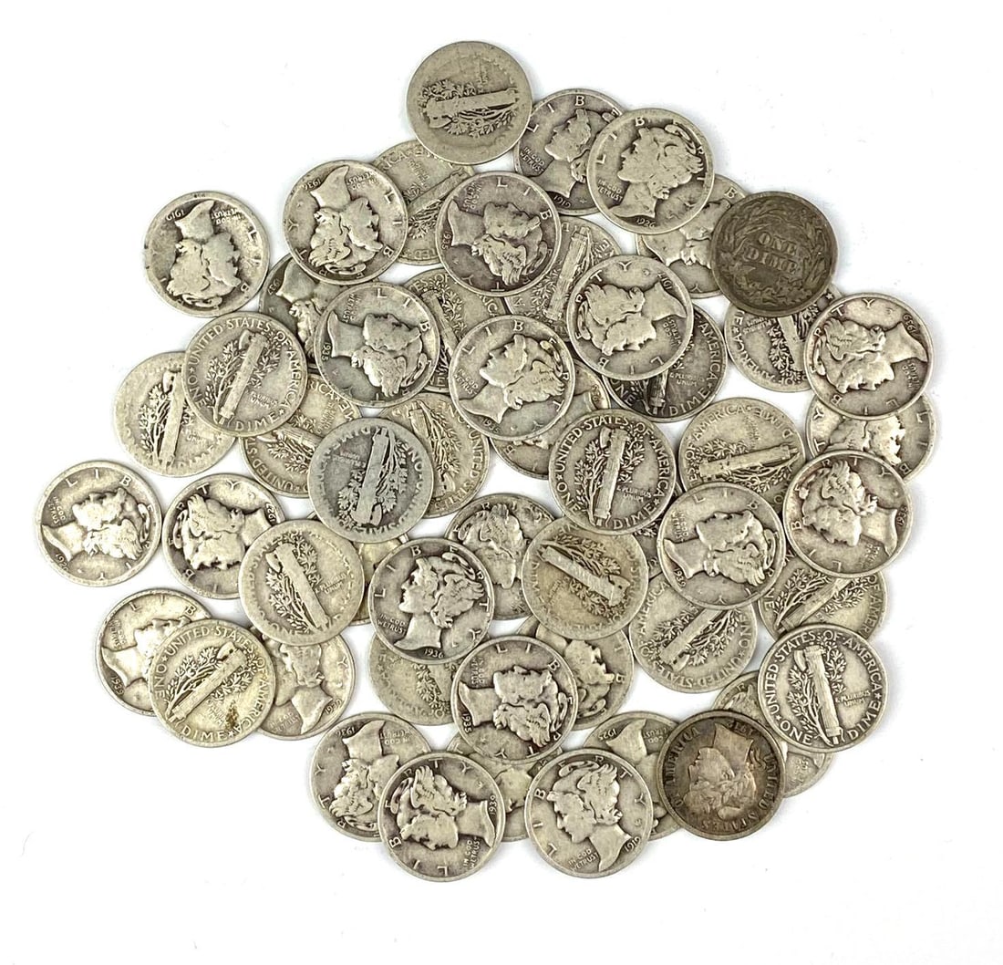 Group of 53 US Mercury Silver Dimes: Group of 53 US Mercury Silver Dimes