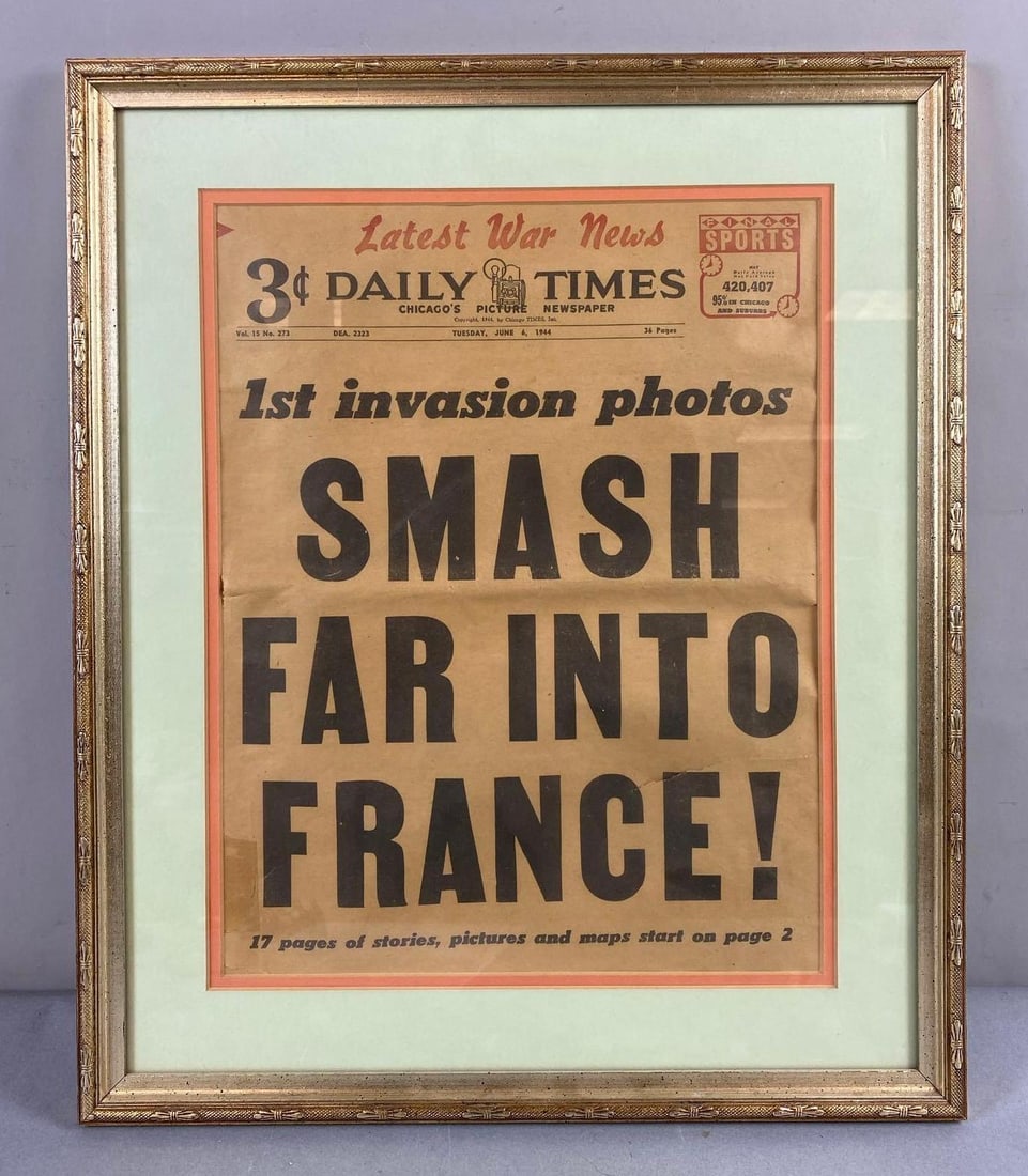 Vintage 1944 Daily Times Chicago Newspaper Front page Framed (1 of 2)